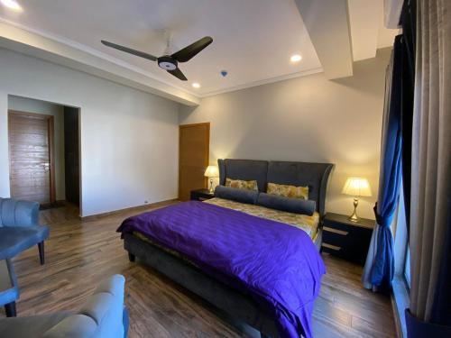 Apartamento Luxurious 1bhk & 2bhk Bahria Heights Apts.
