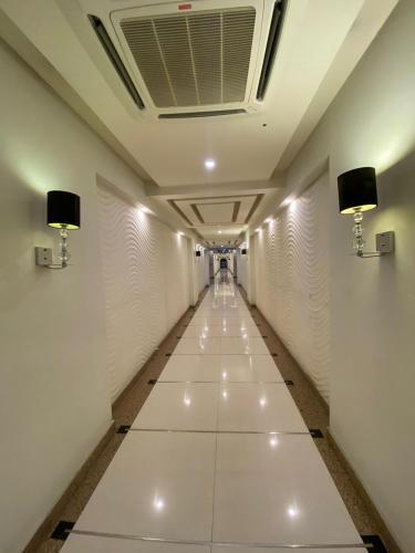 Apartamento Luxurious 1bhk & 2bhk Bahria Heights Apts.