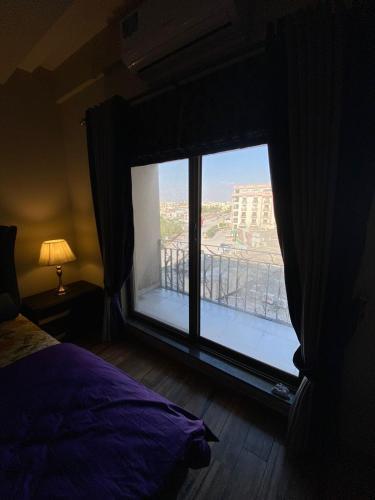 Apartamento Luxurious 1bhk & 2bhk Bahria Heights Apts.
