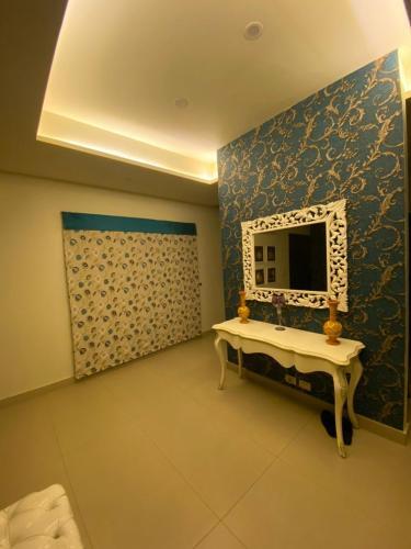 Apartamento Luxurious 1bhk & 2bhk Bahria Heights Apts.