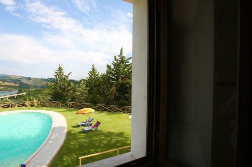 Hostal Colle Sul Lago