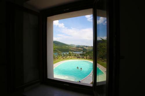 Hostal Colle Sul Lago