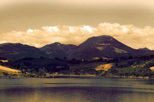Hostal Colle Sul Lago