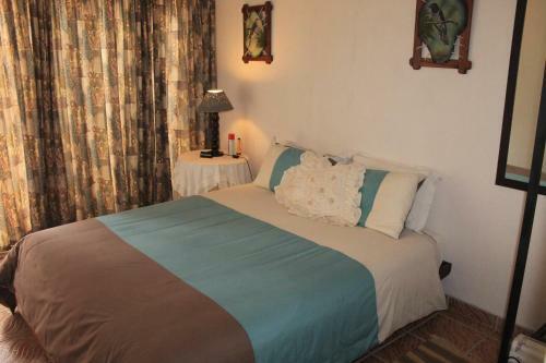 Hostal Birdsong Guest House