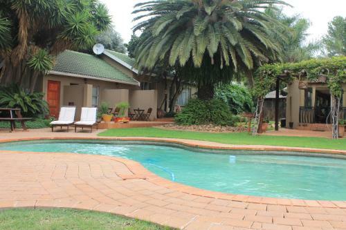 Hostal Birdsong Guest House