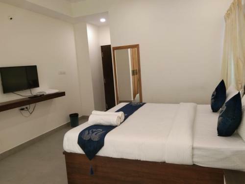 Hotel Amulya Fine Dine Residency