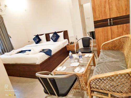 Hotel Amulya Fine Dine Residency