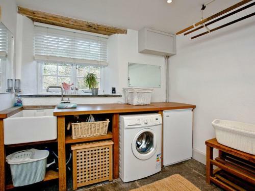 Lower Margate Bodmin