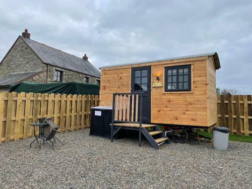 Lodge On The Moor Shepherds Huts