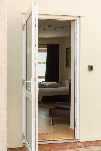 Umbrella Properties Private Apartment Birmingham