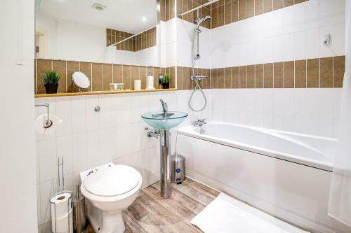 Crescent Luxury Apartment - Central Birmingham