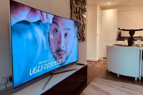 Fabrick Square Luxury City Centre Apartment
