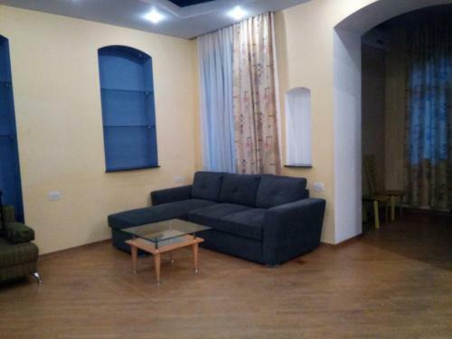 Apartment Near Opera