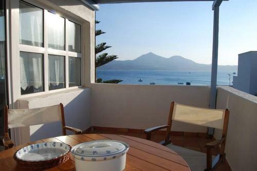 Maisonette In Adamas, Milos