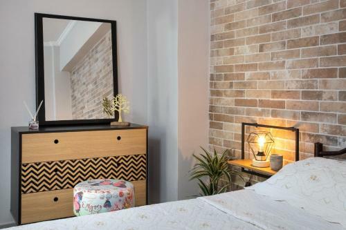 Anthis Apartment