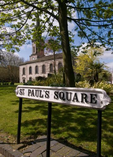 City Centre Apartment - Fantastic Location