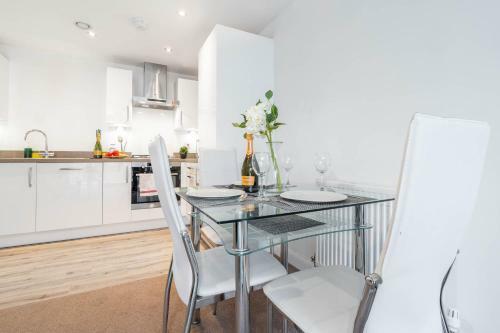 Haus Luxury Apartment, Secure Parking, Gated Development