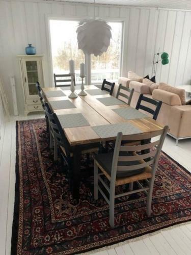 Holms�sen Cottage With Incredibly Sunny Terrace And Boat