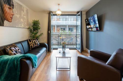 Haus Apartments Arcadian 2 Single Beds Balcony & Parking
