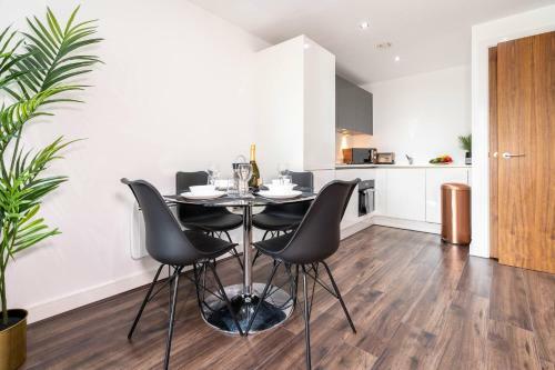 Haus Luxury City Centre Apartment, Secure Parking, Top Rated