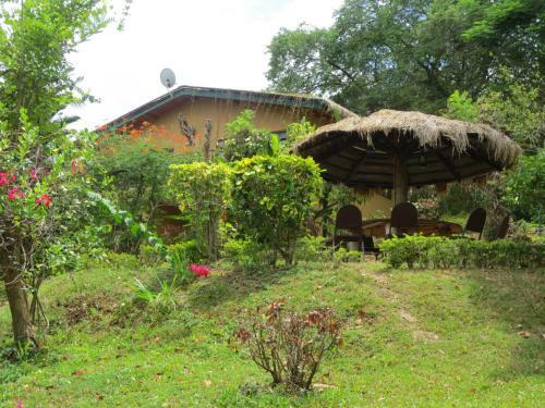 Hostal Oruthota Chalets