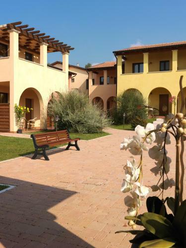 Apartamento Le Corti Del Sole Residence