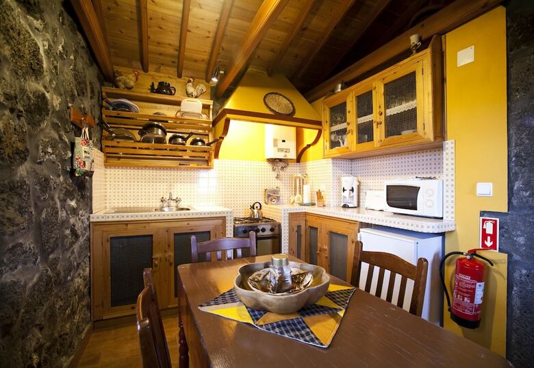 Hostal Adegas Do Pico