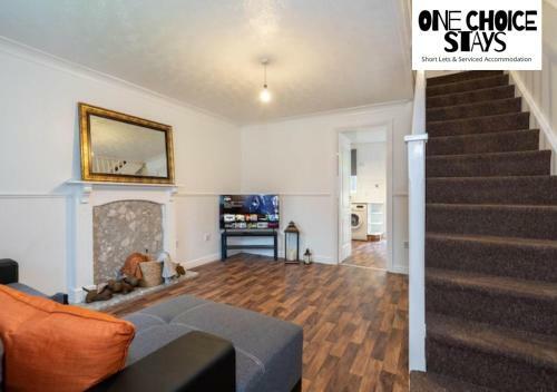 Perfect For Families And Contractors- Near Digbeth