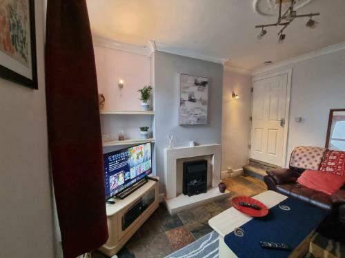 Three Bedroom Terrace House At Edgbaston Reservoir