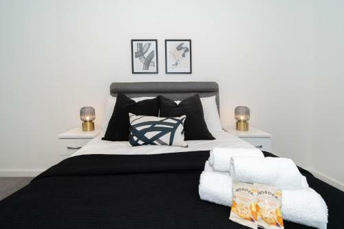 Lavish 1 Bedroom Stylish Apartment - City Centre