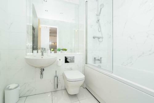 Lavish 1 Bedroom Stylish Apartment - City Centre
