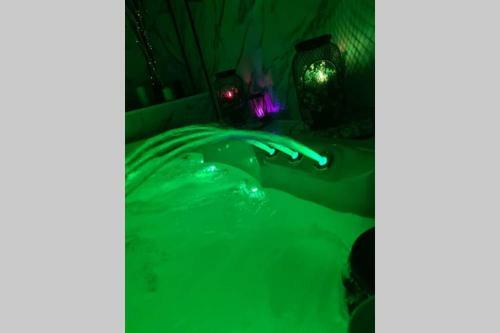 The Exclusive Jacuzzi Apartments