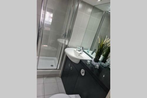 The Exclusive Jacuzzi Apartments