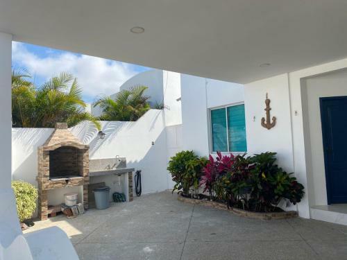 Salinas Villa