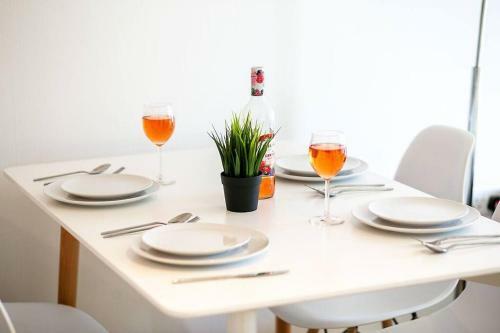 Canal View Luxury Apartment Business Free Parking