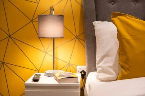 Apartamento Canary Diamond *****high End Suite In Birmingham?s Most Sought After Location