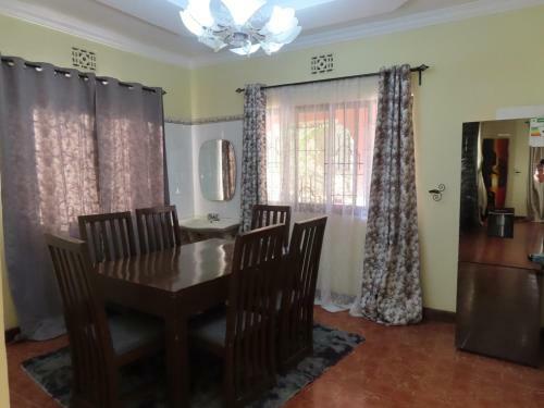Maua House