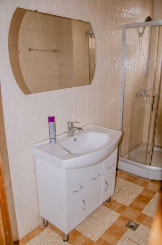 Hostal New Vision Guest House- Kicukiro/niboyi