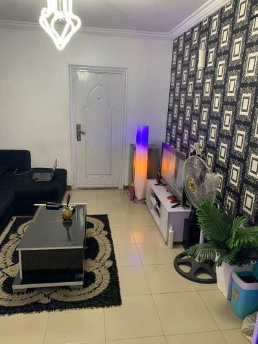 Apartamento Lovely 2 Bedroom Smart House Around Ring Road Ibadan
