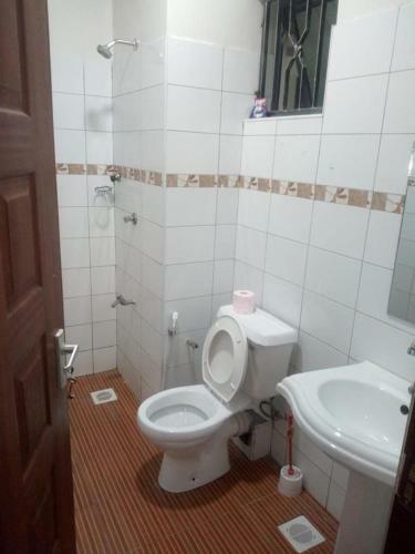 Graz House Apartment Bamburi