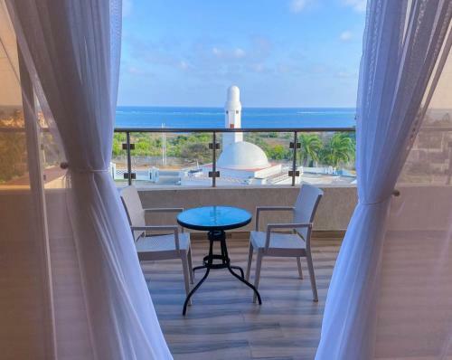 Le' Grand Consulate Apartment