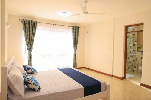 Le' Grand Consulate Apartment