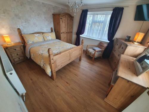Sherwood Bungalow 3 Bedroom Entire Property