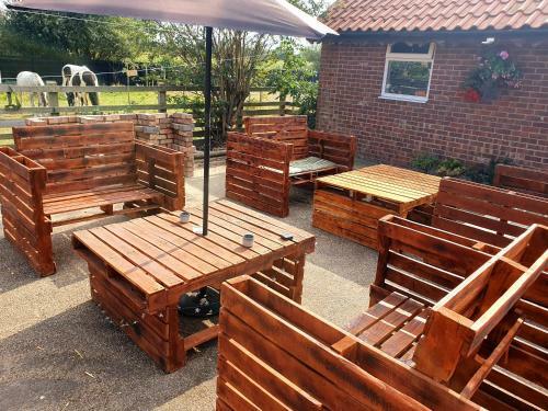 Sherwood Bungalow 3 Bedroom Entire Property