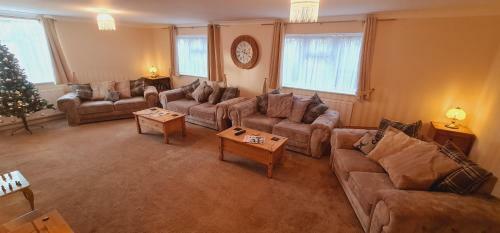 Sherwood Bungalow 3 Bedroom Entire Property