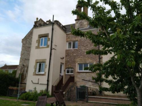 Mulberry Lawn Apartments