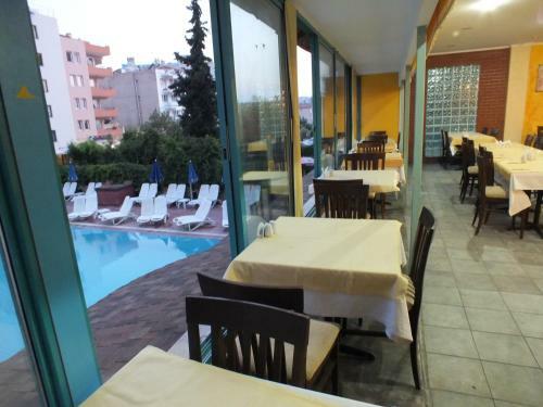 Uslan Hotel