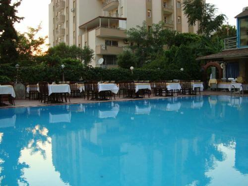 Uslan Hotel