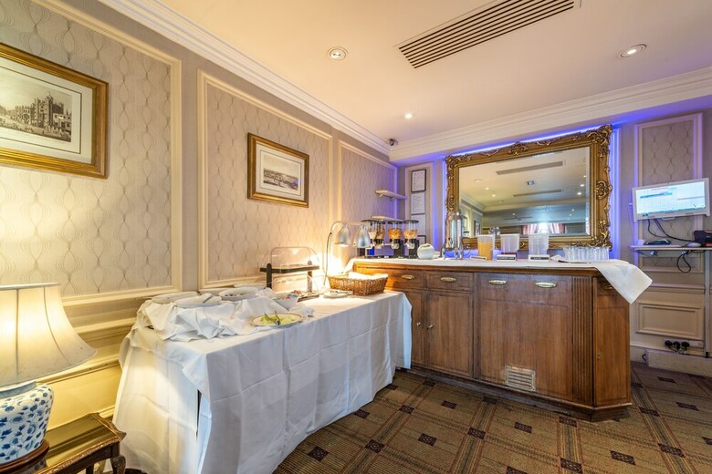 Hotel Park Lane Mews