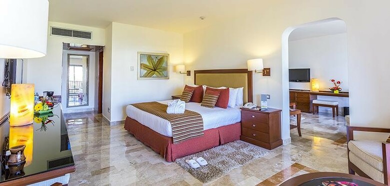 Hotel Meli� Puerto Vallarta